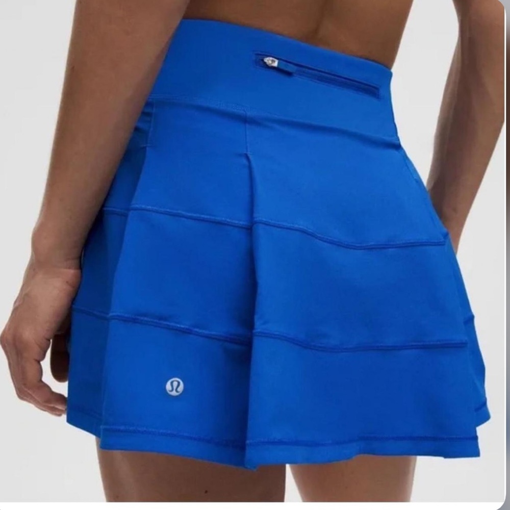 Lululemon blue skirt